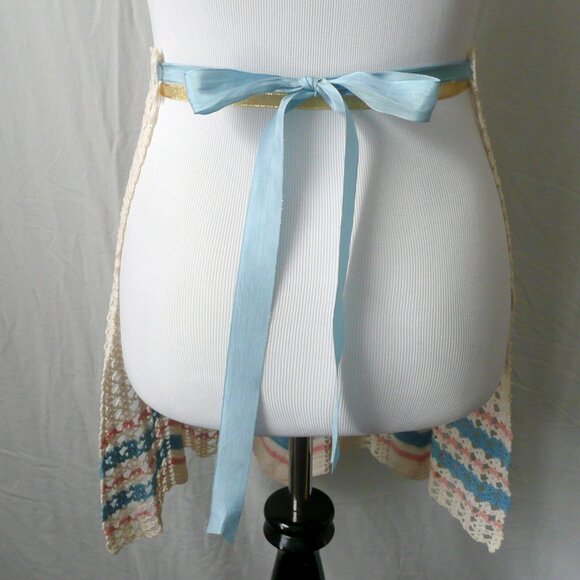 Vintage Crochet Pastel White Pink Blue Lace Chevron Half Apron Farmhouse Core - Picture 4 of 5